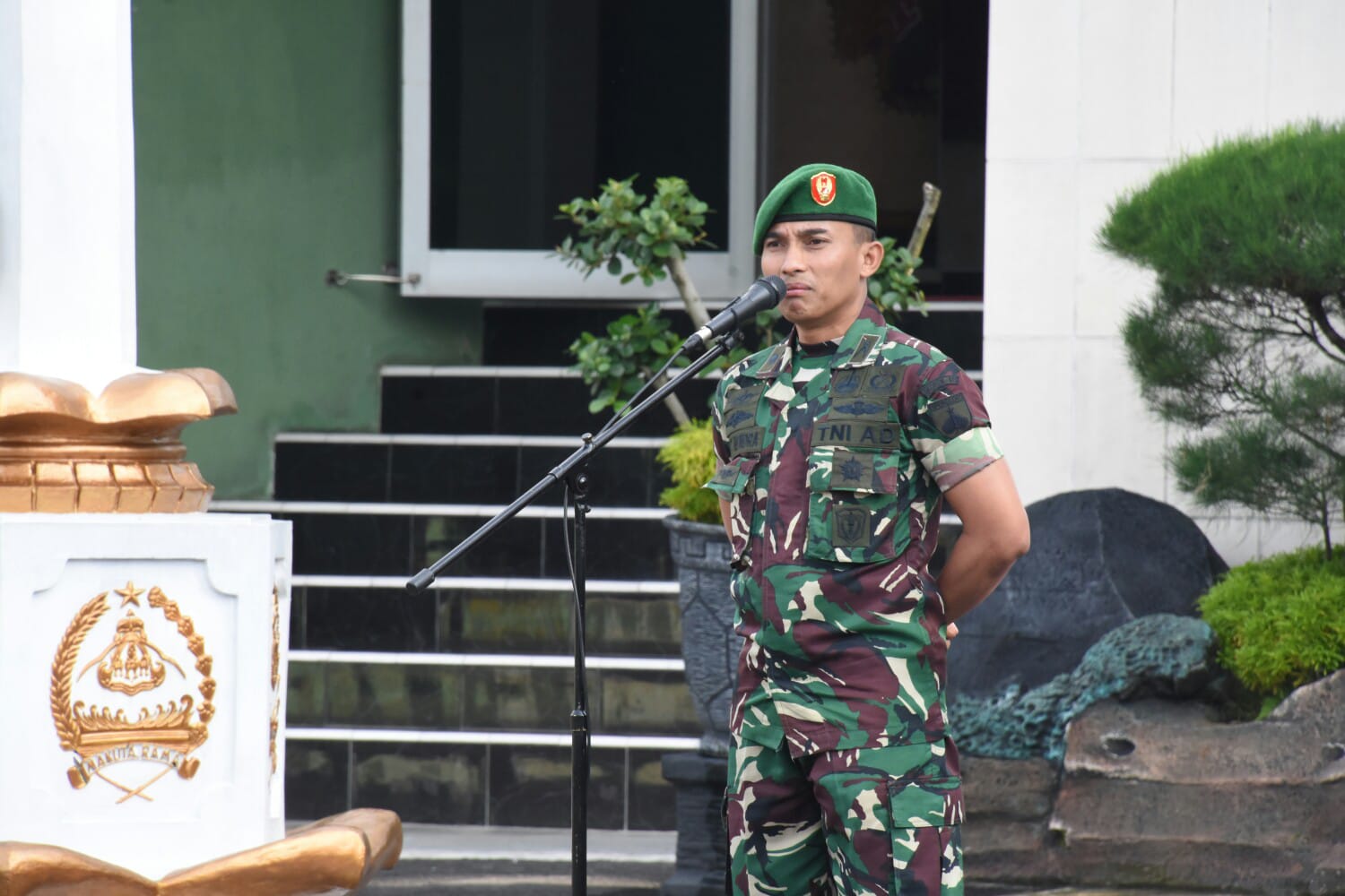 Pimpin Apel Pagi Sekaligus Perkenalan Diri Oleh Ps. Kasiops Korem 073/Makutarama 